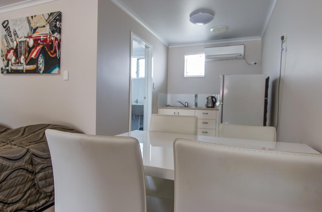 Galaxy Mackay Motor Inn מראה חיצוני תמונה