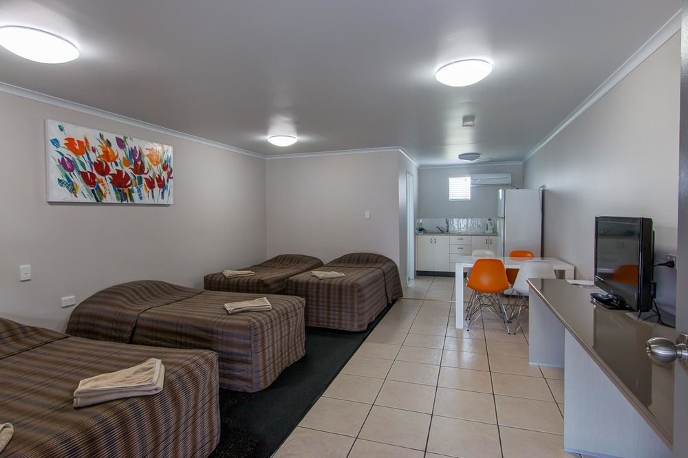 Galaxy Mackay Motor Inn מראה חיצוני תמונה